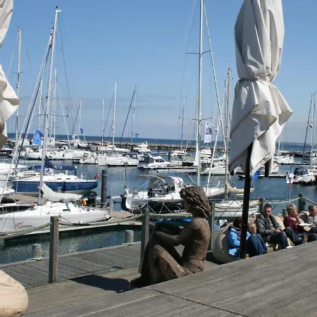 Ferienwohnung, شقة